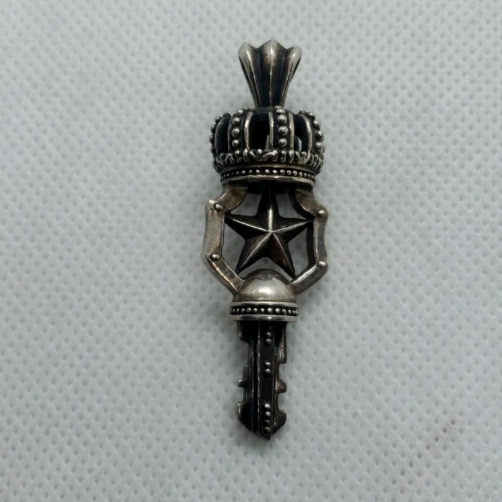 SS 3D key pendant